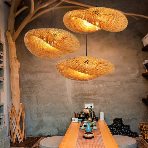 Bamboo Chic Pendant Lamp for Dining Spaces